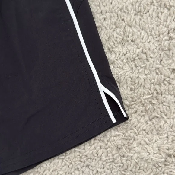 Lululemon Court Rival Relaxed High-Rise Shorts (Black) - Picture 3 of 8